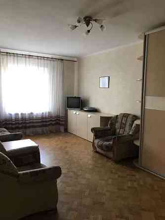 Оренда Квартира 3-кімнатна, 10/21 поверх на ул. Александра Кошица Київ