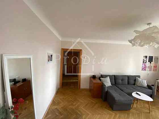 Продаж Квартира 4-кімнатна, 5/9 поверх на Мирослава Поповича вул. (Семашка), 21 Kiev