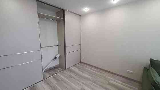 Оренда Квартира 1-кімнатна, 20/25 поверх на ул. Михаила Драгоманова, 10 Kiev