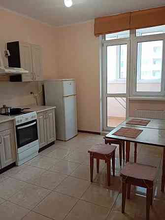 Оренда Квартира 1-кімнатна, 5/25 поверх на Воскресенська, 16В Киев