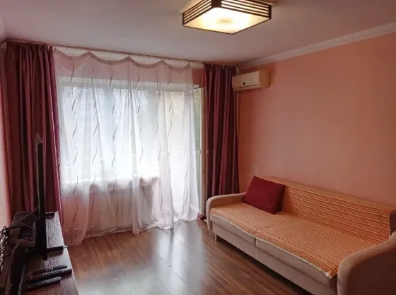 Оренда 1к Квартира 38 кв.м Платонова Дніпро