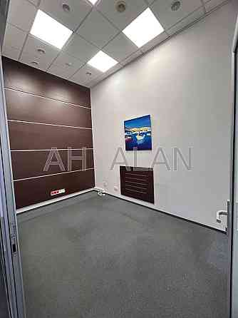 Оренда офісне приміщення на Генерала Алмазова вул., 12 поверх - 1/3 Киев