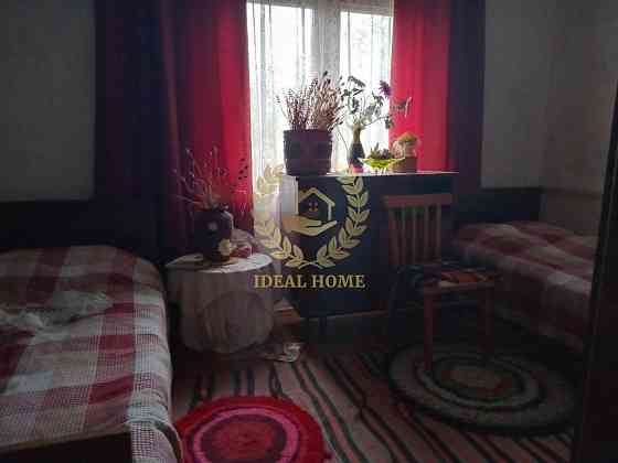 Продам будинок з великою земельною ділянкою в с.Заруддя 