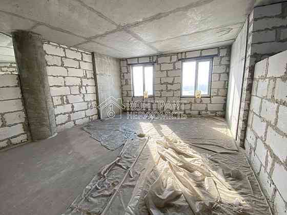 Продаж Квартира 4-кімнатна, 6/25 поверх на вул. Барабашова Харьков