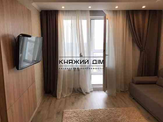 Оренда Квартира 1-кімнатна, 16/24 поверх на Академика Глушкова просп. Киев