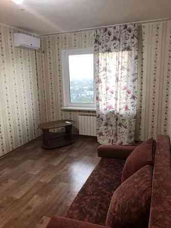 Оренда Квартира 2-кімнатна, 8/24 поверх на ул. Григория Ващенко Київ