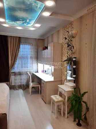 Продаж Квартира 3-кімнатна, 9/9 поверх на вул. Героїв Праці Kharkiv