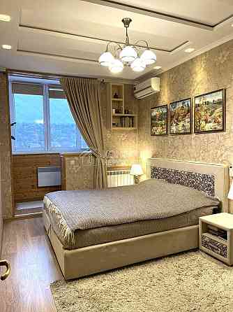 Оренда Квартира 3-кімнатна, 4/4 поверх на вул. Новоолександрівська Харьков