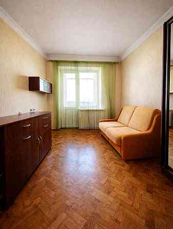 Продаж Квартира 3-кімнатна, 9/9 поверх на Архипенко Александра вул., д. 10 Киев