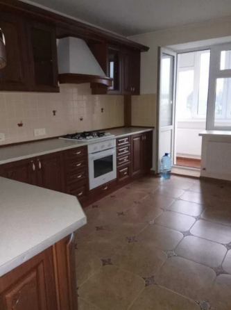 Продаж 3к квартири, 92 м.кв., вул. Лозовецька Тернопіль