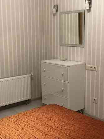 Оренда Квартира 1-кімнатна, 4/7 поверх на ул. Регенераторная Київ