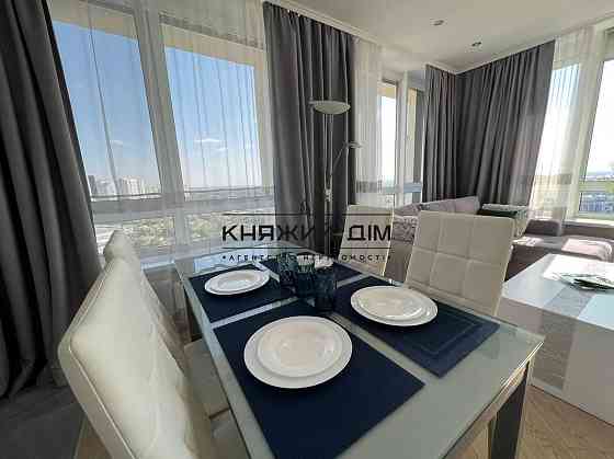 Оренда Квартира 3-кімнатна, 20/26 поверх на Заречная ул. Kiev