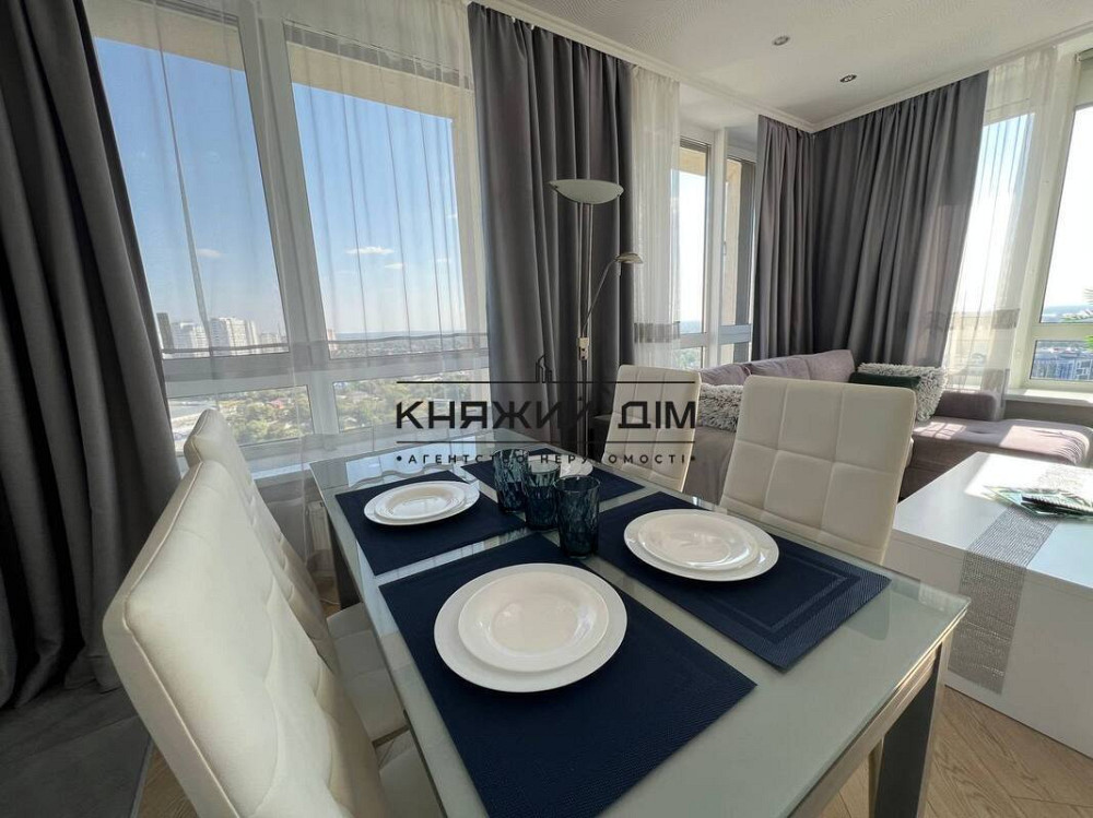 Оренда Квартира 3-кімнатна, 20/26 поверх на Заречная ул. Kiev - photo 2