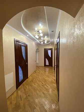 Продаж Квартира 3-кімнатна, 9/10 поверх на вул. Стуса В. Івано-Франківськ