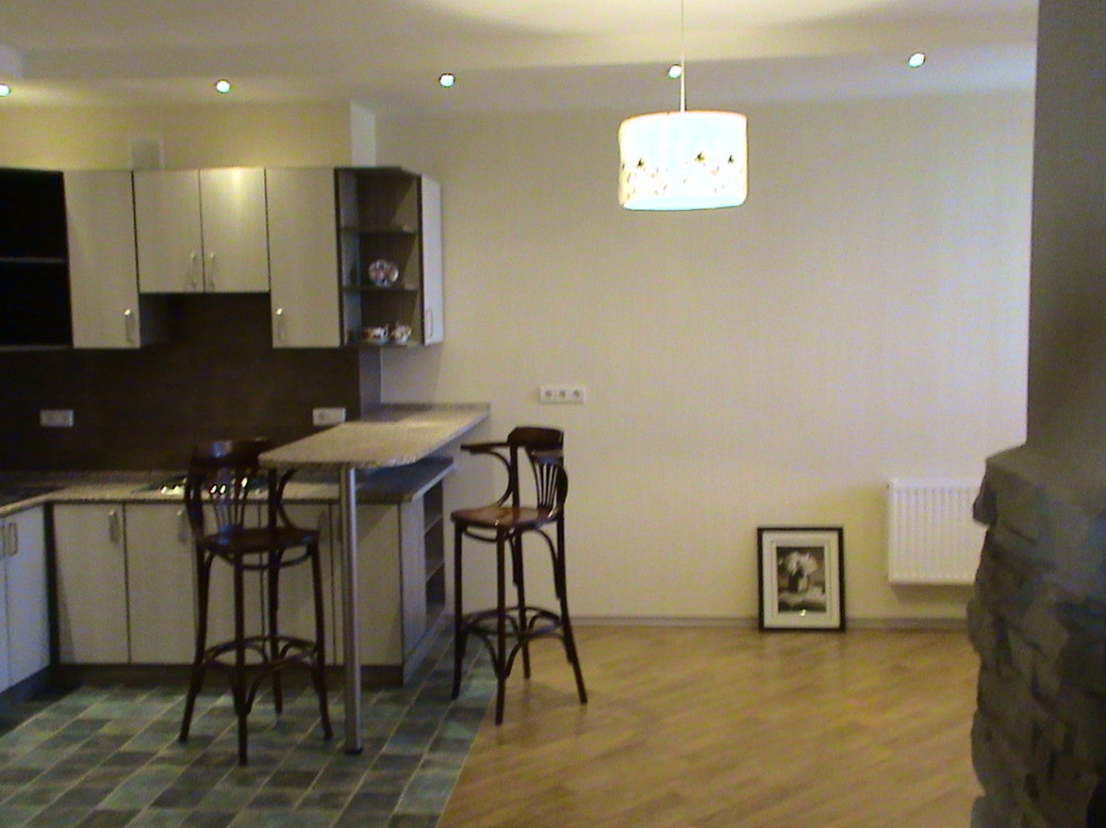 Оренда Квартира 3-кімнатна, 18/23 поверх на ул. Пражская, 13а Київ - фото 1