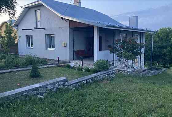 Продаж 2 поверхового будинку з верандою і ділянкою на 25 соток, 140 кв. м, 4 кімнати Ostriv