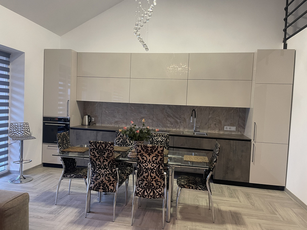 Оренда 2-поверховий  з ділянкою 2 сот 185 кв.м   Байківці - фото 4