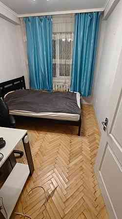 Продаж Квартира 2-кімнатна, 2/5 поверх на Голосіївський вул., д. 122к2 Kiev