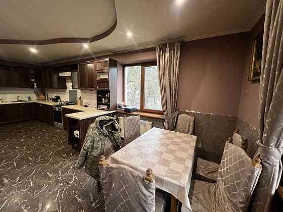 Продаж Квартира на улица Комарова Володимира 35а Львов