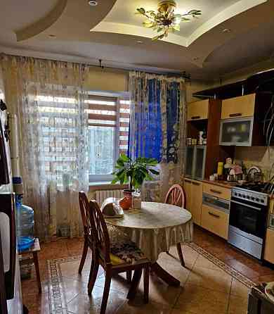 Продаж Квартира 2-кімнатна, 2/10 поверх на Тополева улица, 18 Одеса