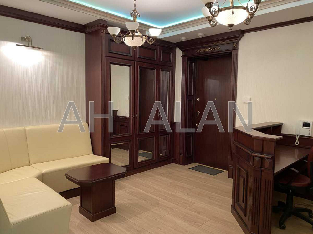 Оренда Будинок на Інститутська вул., 18А Київ - фото 1