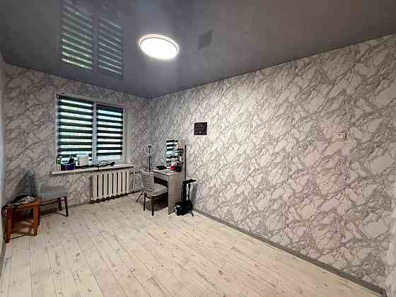 Продаж Квартира 3-кімнатна, 5/5 поверх на Хмельницкого Б. ул., 26 Днепр