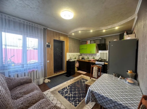 Продам 2-х этажный дом в п.Большевик (ул.8 Марта) Одеса