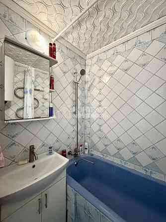 Продаж Квартира 4-кімнатна, 7/16 поверх на вул. Дружби народів Харків