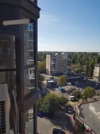 For sale 1-room Apartment 33 sq.m МАЛИНОВСКОГО 18 Odessa