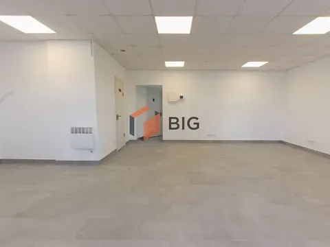 Продаж    Назарія Яремчука (Єршова) вулиця Луцьк - фото 12