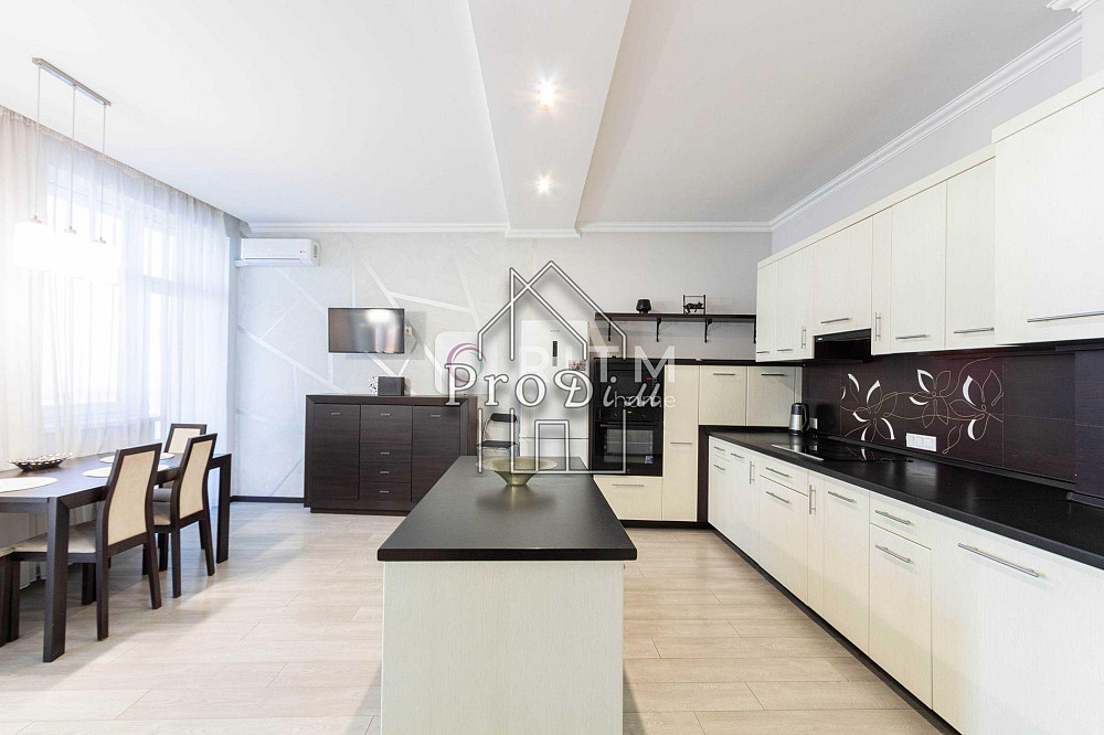 Продаж Будинок 3-кімнатний на Іллєнка Юрія вул., 18Б Київ - фото 1