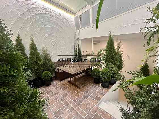 Дворівнева квартира із зимовим садом у серці Подолу. № 21145229 Киев