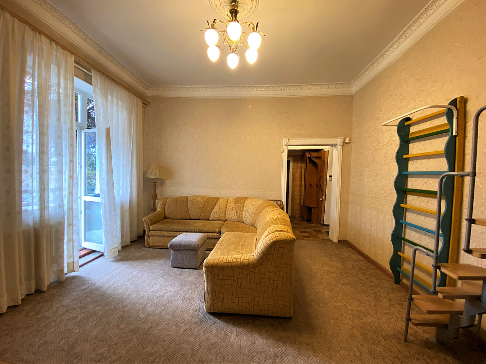 4 комнатная квартира в Лермонтовском переулке Одеса - фото 1