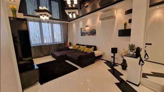 Оренда Квартира 1-кімнатна, 19/20 поверх на ул. Елены Пчилки Київ