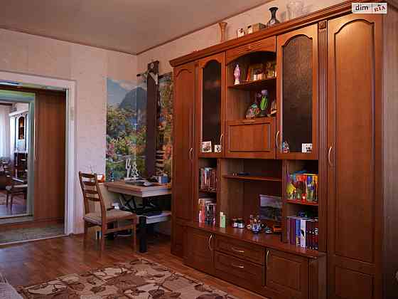 Продаж Квартира 3-кімнатна, 7/9 поверх на Світлицького вул., д. 28 Київ