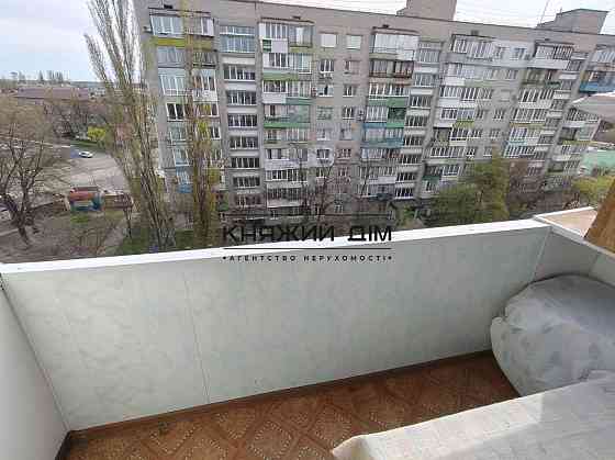 Оренда Квартира 1-кімнатна, 7/9 поверх на Ялтинская ул. Kiev