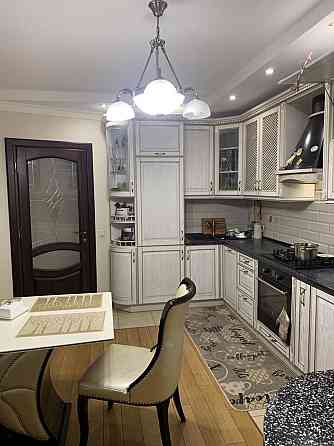 Продаж Квартира 4-кімнатна, 9/10 поверх на вул. Івасюка В. Івано-Франківськ