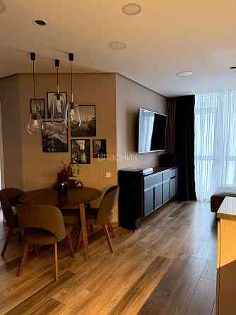 Продаж Квартира 2-кімнатна, 12/24 поверх на Джона Маккейна вул., д. 3-А Kiev