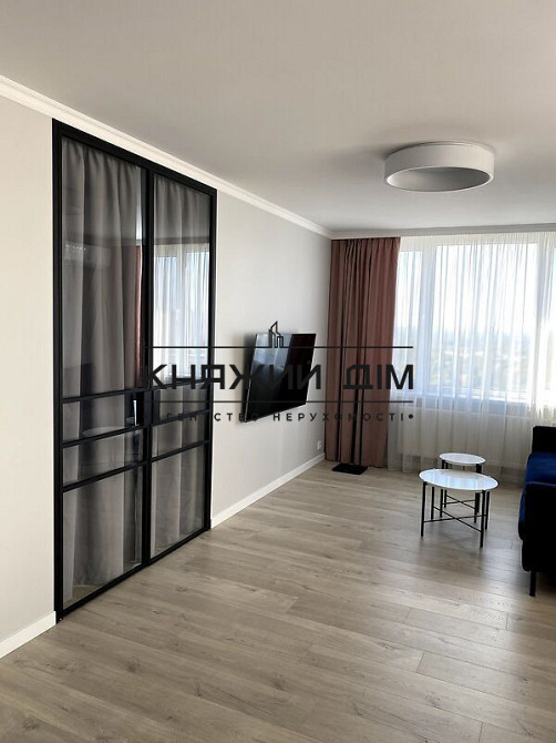 Продаж видовий 2-х к.кв. студіо м. Харківська. № 21142133 Київ - фото 8