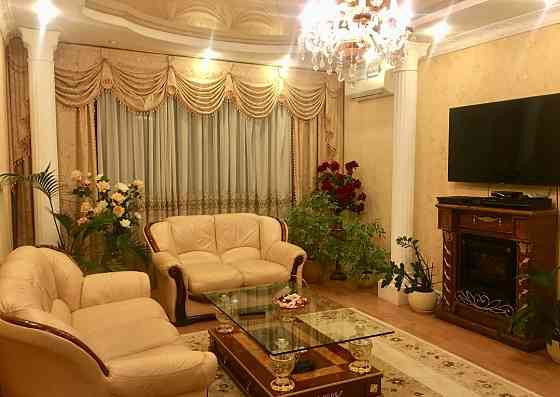 Продаж 2-поверховий Будинок з ділянкою 6 сот 310 кв.м 7+ кімн. на Олени Теліги Zhytomyr