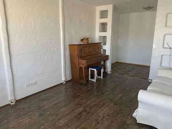 Оренда Квартира 3-кімнатна, 9/16 поверх на Тростянецкая ул., 49 Київ