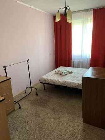 Оренда Квартира 3-кімнатна, 6/9 поверх на ул. Александра Бойченко Kiev