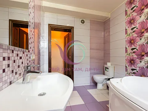 Продаж 3-поверховий   468.1 кв.м 7+ кімн. на Братів Дужих (Комарова) вулиця 35А Львів - фото 11