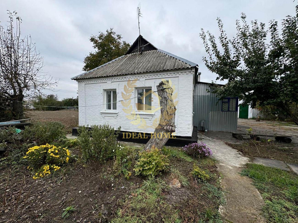 Продам просторий будинок у центрі с. Дрозди,  - фото 3