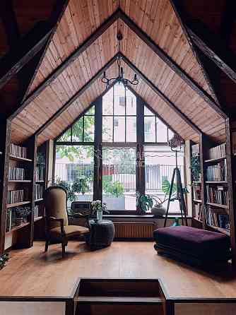 Продаж Квартира 4-кімнатна, 2/2 поверх на вул. Дівоча Харьков