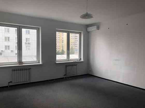 Оренда Квартира 3-кімнатна, 4/25 поверх на Мишуги Александра ул., 2 Київ