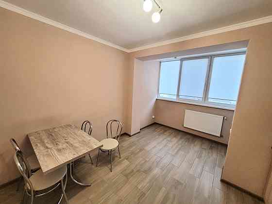 Оренда Квартира 1-кімнатна, 1/4 поверх на вул. Довга Івано-Франківськ