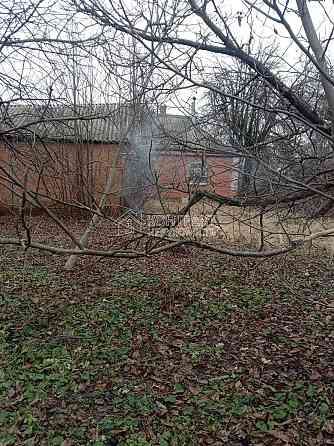 Продаж Будинок 4-кімнатний Lyubotyn