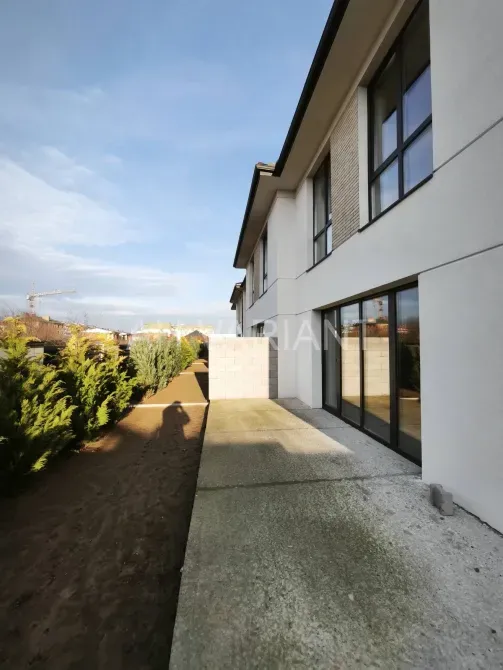 Продаж 2-поверховий Будинок з ділянкою 1.5 сот 135 кв.м 4 кімн. на Дулова Минай - фото 8