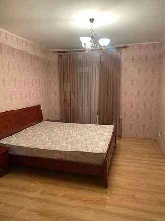 Оренда Квартира 2-кімнатна на Харьковское шоссе, 152 Київ